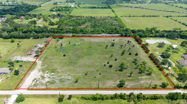 2289 County Road 163, Alvin, TX 77511