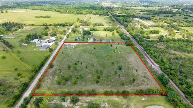2289 County Road 163, Alvin, TX 77511