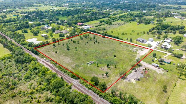 2289 County Road 163, Alvin, TX 77511