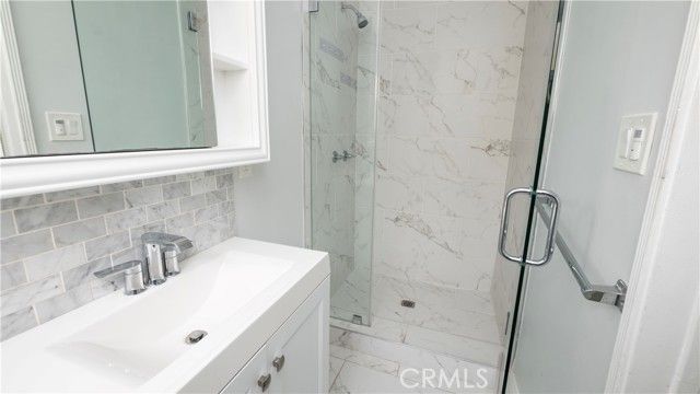 1541 N Stanley Avenue, Los Angeles, CA 90046