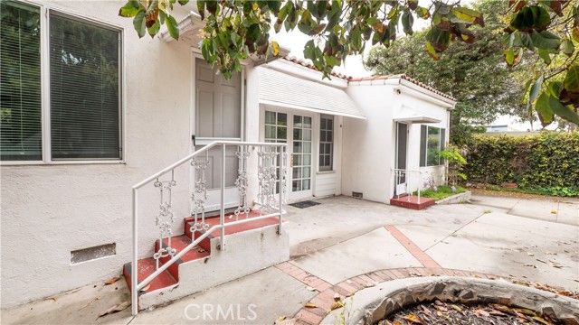 1541 N Stanley Avenue, Los Angeles, CA 90046