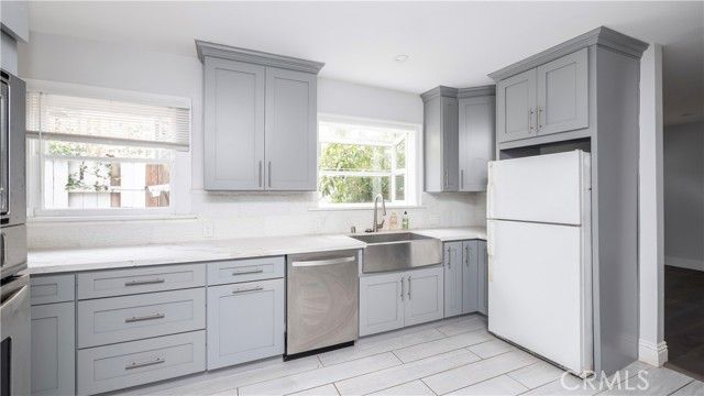 1541 N Stanley Avenue, Los Angeles, CA 90046