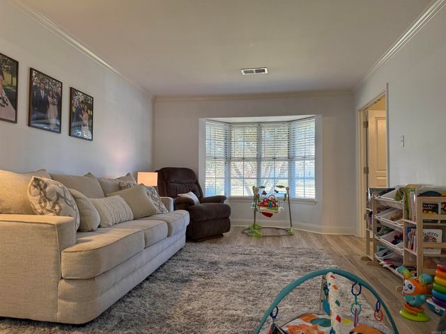 1505 Hawkwood Road, Sherwood, AR 72120