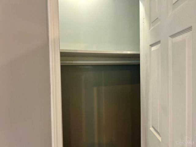 1613 Wyoming Avenue, Cincinnati, OH 45205