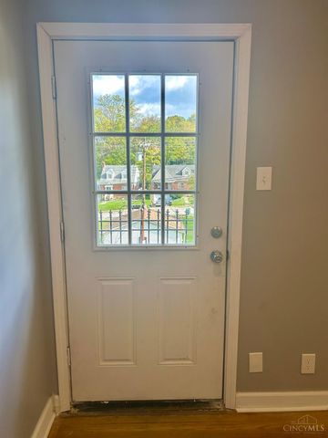 1613 Wyoming Avenue, Cincinnati, OH 45205