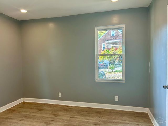 1613 Wyoming Avenue, Cincinnati, OH 45205