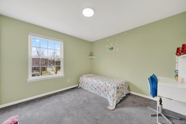 1029 White Trail, Wixom, MI 48393