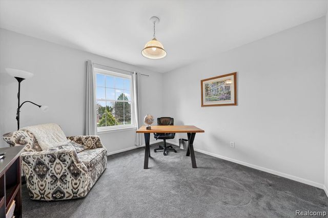 1029 White Trail, Wixom, MI 48393