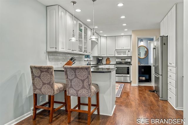 23 E 30th Street, Holland, MI 49423