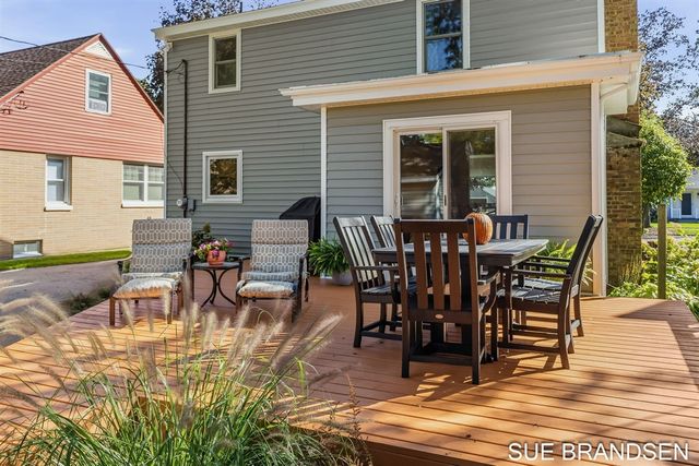 23 E 30th Street, Holland, MI 49423
