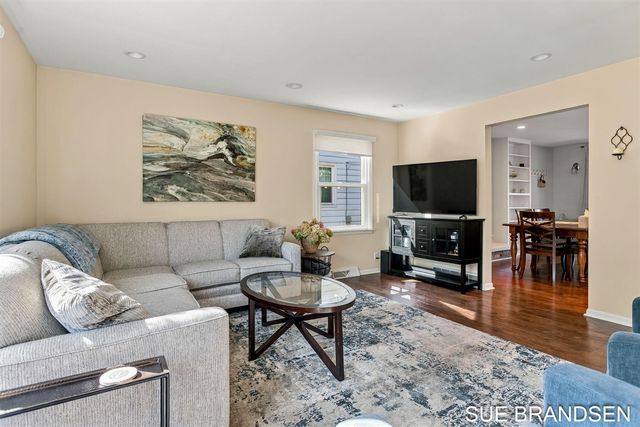 23 E 30th Street, Holland, MI 49423