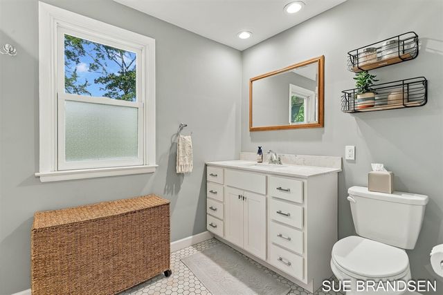 23 E 30th Street, Holland, MI 49423