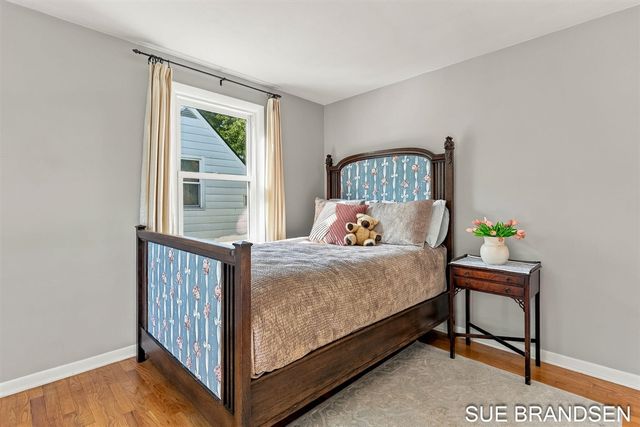 23 E 30th Street, Holland, MI 49423