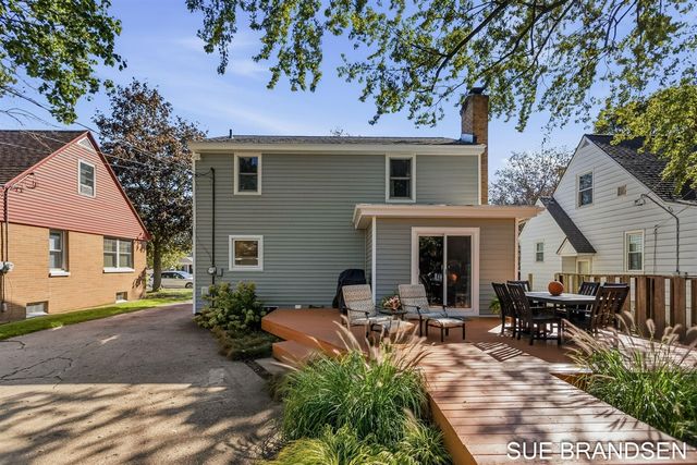 23 E 30th Street, Holland, MI 49423
