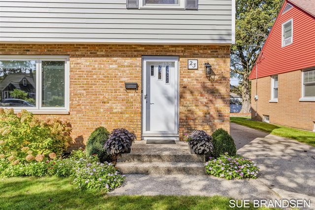 23 E 30th Street, Holland, MI 49423