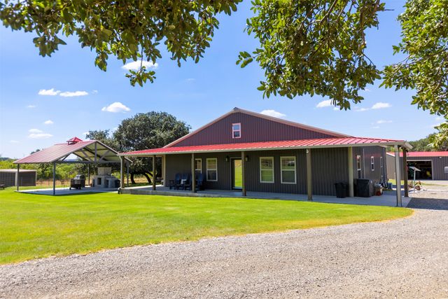 3021 Fm-1689, Comanche, TX 76442