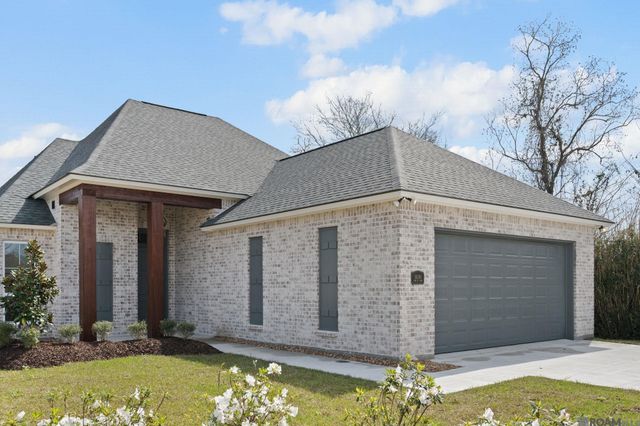 16280 Fort St John St, Prairieville, LA 70769