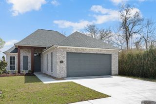 16280 Fort St John St, Prairieville, LA 70769