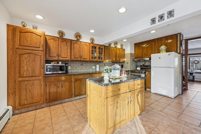 375 Laurel Road, Pearl River, NY 10965