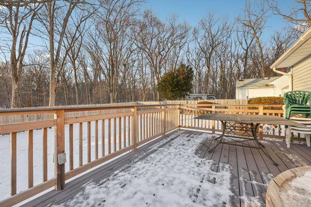 375 Laurel Road, Pearl River, NY 10965