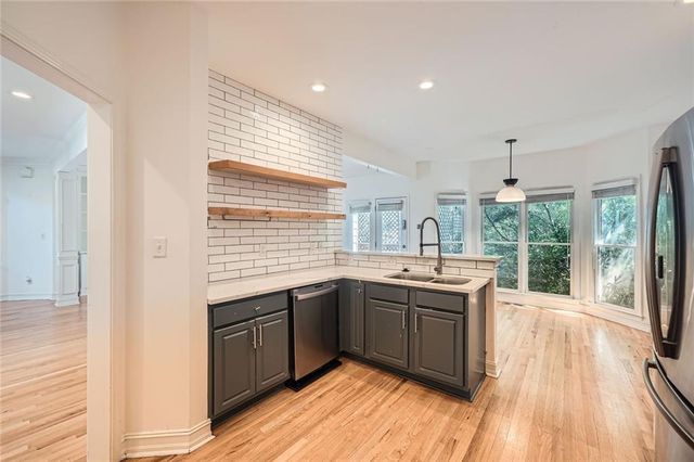 2426 Vivian Circle, Decatur, GA 30030