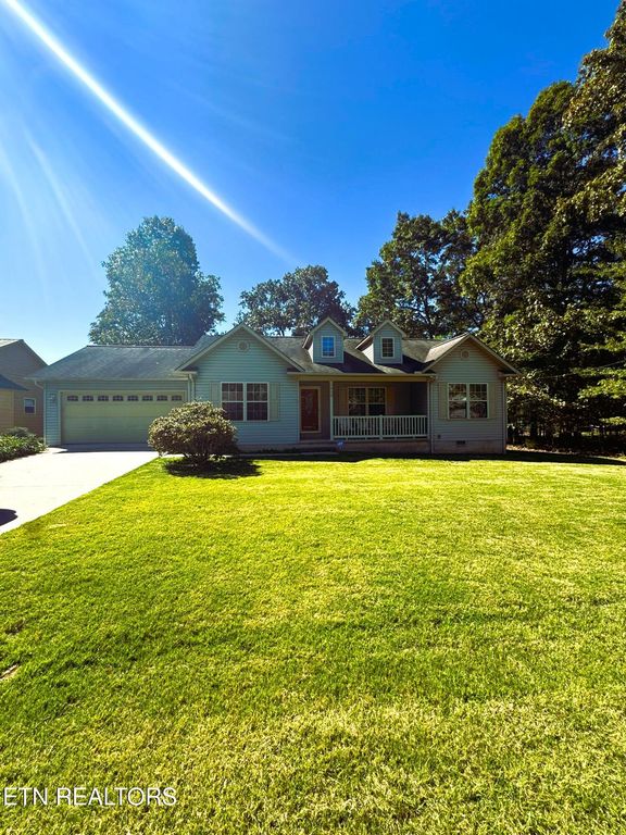 1020 Iroquois Lane, Crossville, TN 38572