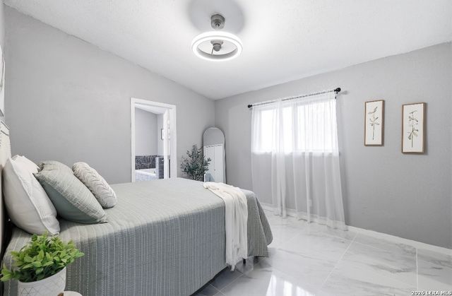 118 Simler, San Antonio, TX 78227