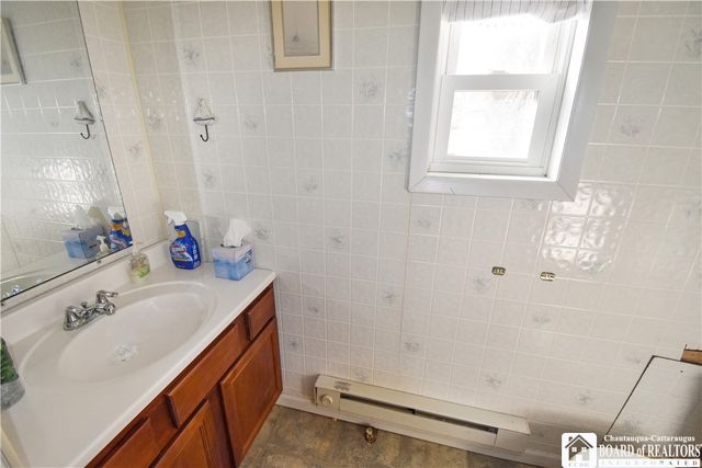 7169 11th Avenue, Westfield, NY 14787