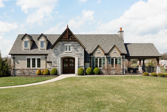 7757 Devonshire Drive, Alexandria, KY 41001