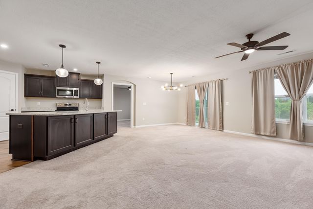 7757 Devonshire Drive, Alexandria, KY 41001