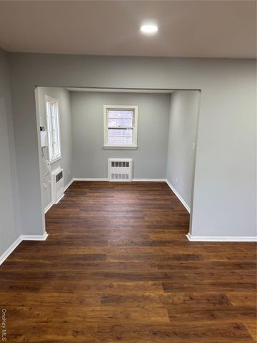 1536 5th Street, West Babylon, NY 11704