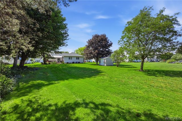 83 Michaels, Lancaster, NY 14086