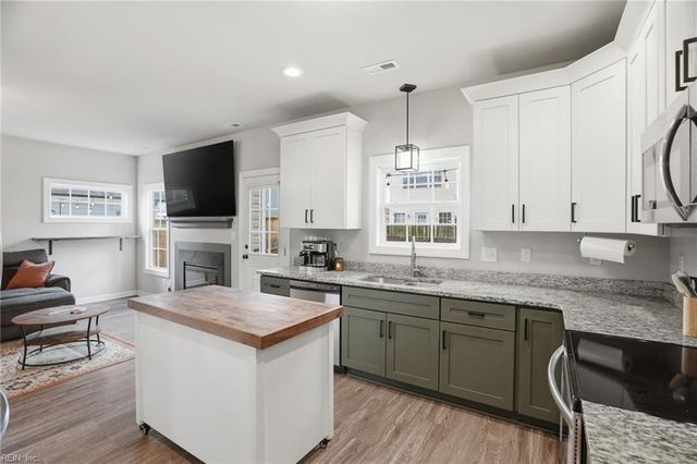 2016 Jefferson ST, Chesapeake, VA 23324