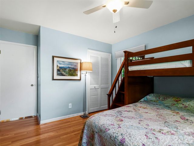 101 Castlerock Drive, Asheville, NC 28806