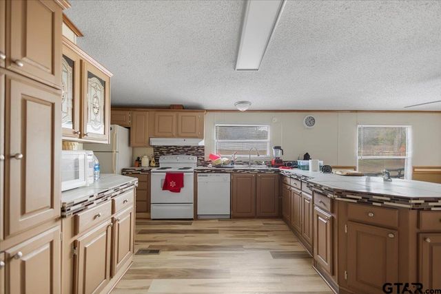 10540 County Road 21, Arp, TX 75750