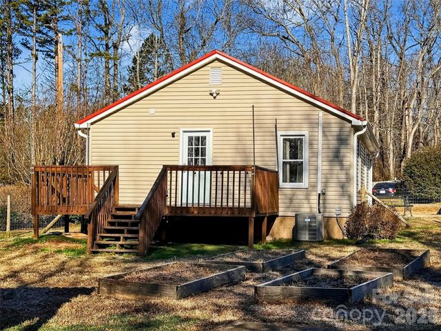 161 Walker Lake Road, Forest City, NC 28043