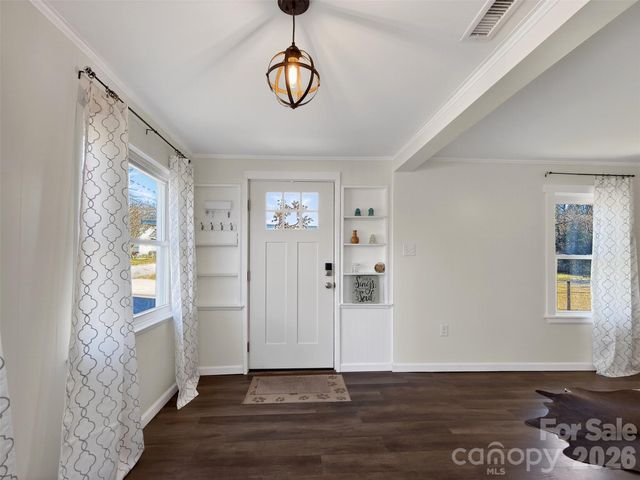 161 Walker Lake Road, Forest City, NC 28043