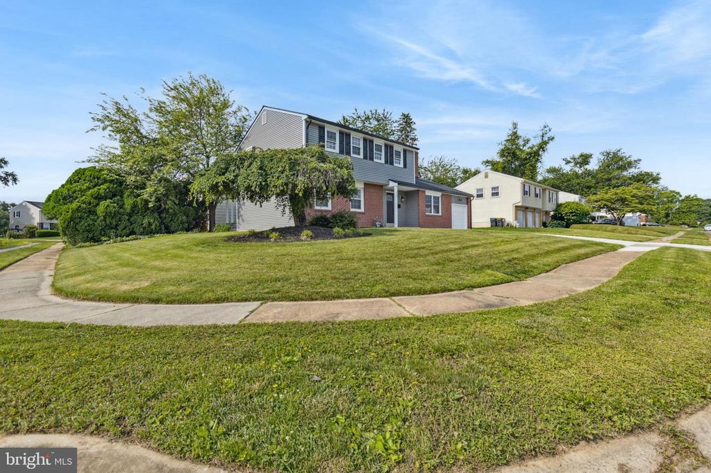 113 EDJIL DR, Newark, DE 19713