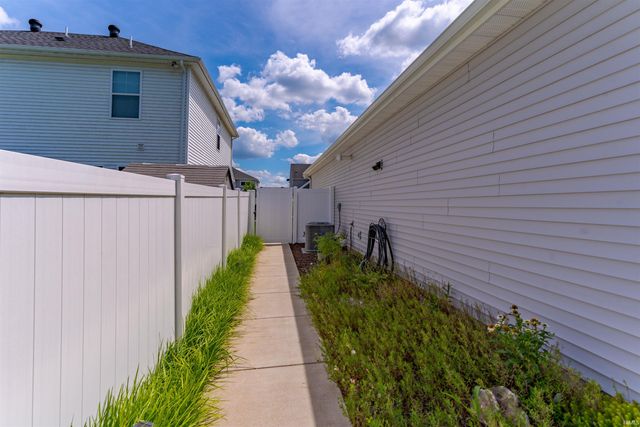 2536 Antilles Drive, Evansville, IN 47725