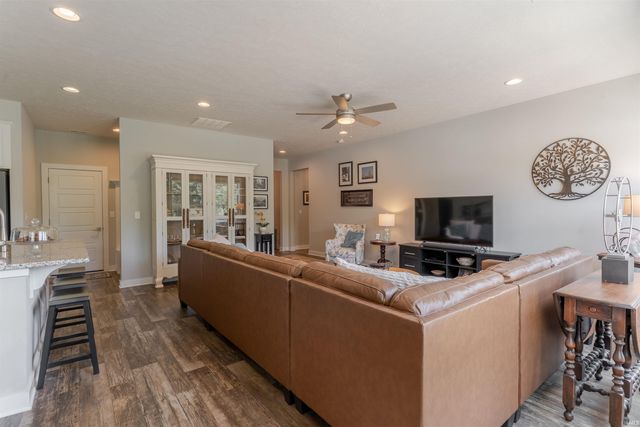 2536 Antilles Drive, Evansville, IN 47725