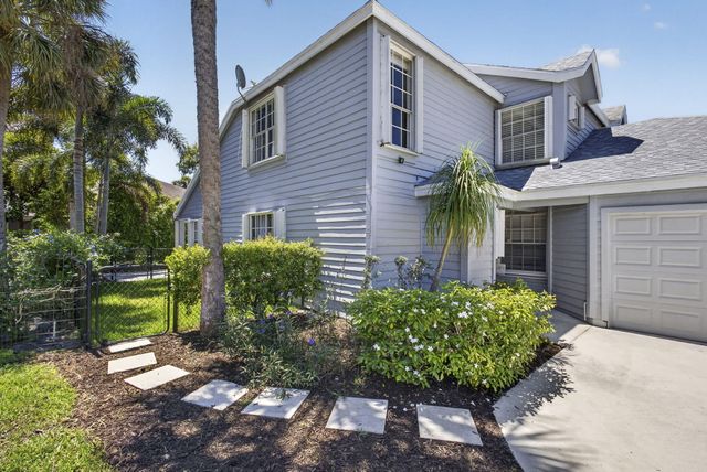 936 Honeytree Lane A, Wellington, FL 33414