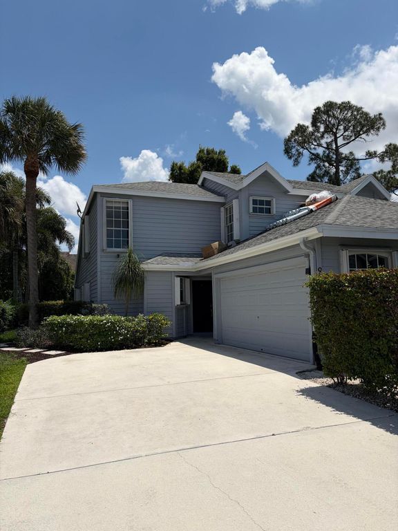 936 Honeytree Lane A, Wellington, FL 33414