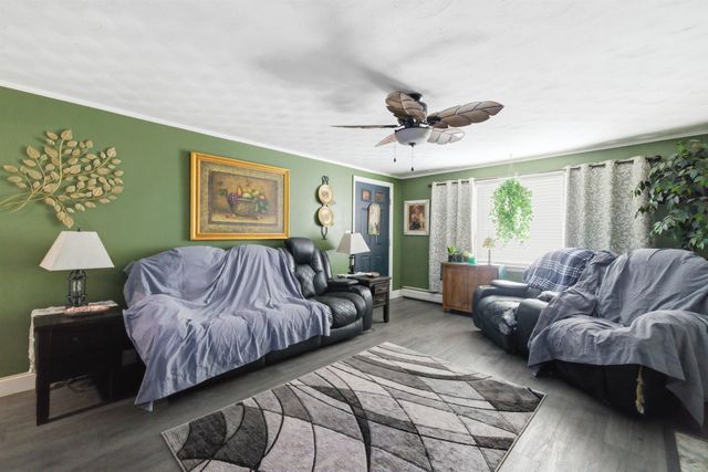 10 Frances Street, Franklin, NH 03235