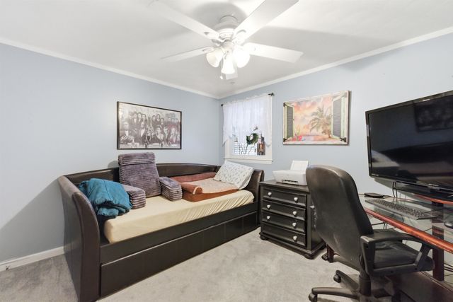 10 Frances Street, Franklin, NH 03235