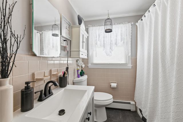 10 Frances Street, Franklin, NH 03235