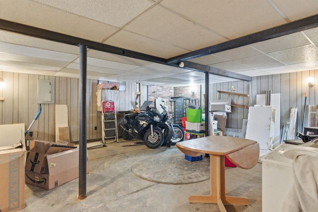 10 Frances Street, Franklin, NH 03235