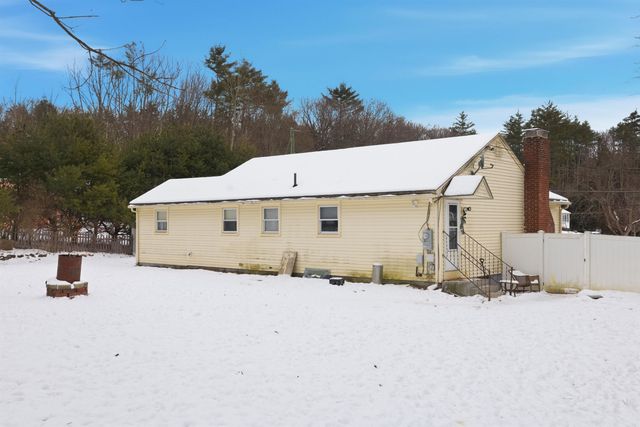 10 Frances Street, Franklin, NH 03235