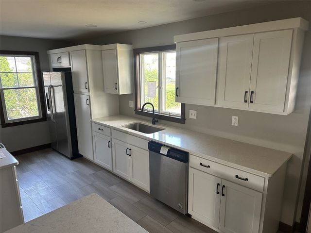 1231 Miami CT, Cedar Rapids, IA 52402