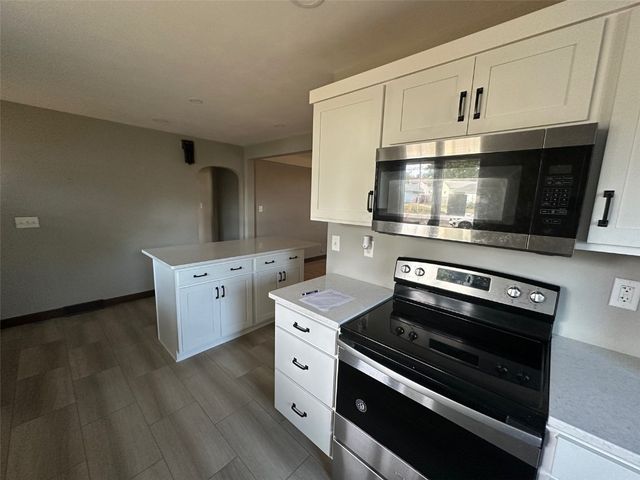 1231 Miami CT, Cedar Rapids, IA 52402