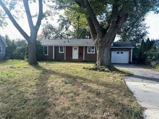 1231 Miami CT, Cedar Rapids, IA 52402